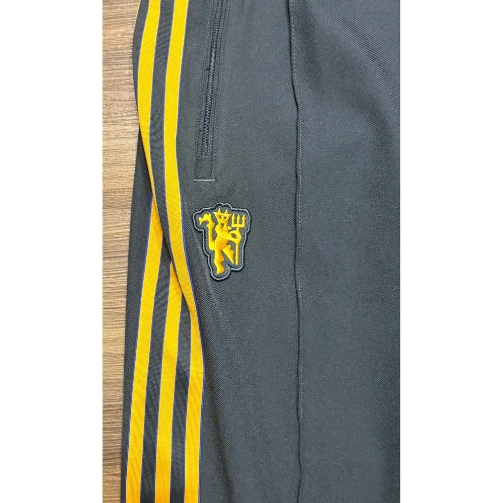 Adidas Manchester United Icon Track Pants Mens Grey Yellow (JN2815) Sz M